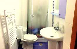 Apartament 3 camere, 98 mp, boxa, zona Golden Tulip