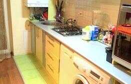 Apartament 3 camere, 98 mp, boxa, zona Golden Tulip