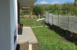 Duplex 120 mp, 160 mp teren, zona linistita