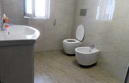 Apartament 3 camere, 74 mp, parcare, imobil nou, zona strazii Carmen Silva