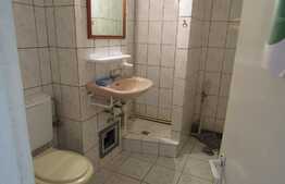 4 camere, 79 mp, decomandat, parcare, garaj, 2 boxe, zona Hotel Golden Tulip