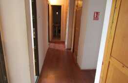 4 camere, 79 mp, decomandat, parcare, garaj, 2 boxe, zona Hotel Golden Tulip