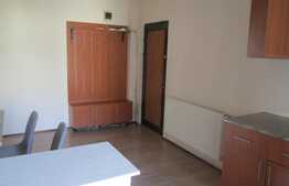 Apartament 2 camere, 60 mp, decomandat, zona strazii Lunii