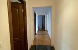 Oportunitate! Apartament 3 camere, decomandat, 57 mp, mobilat modern, zona Piata Mihai Viteazul