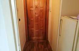 Garsoniera 28 mp, balcon, zona Grigore Alexandrescu, etaj intermediar