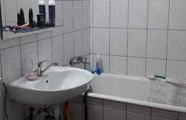Apartament 4 camere, 77,23 mp, decomandat, boxa, zona Kaufland