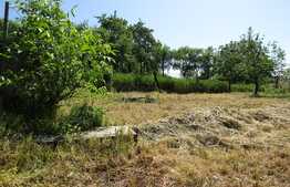 Casa de vanzare 121 mp, teren 861 mp, front 12.53 ml, zona linistita!