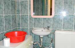 Apartament 3 camere,decomandat, parcare, 70 mp,  zona Big