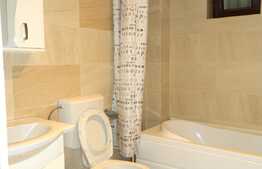 Apartament 4 camere, 100 mp, parcare, zona Hasdeu