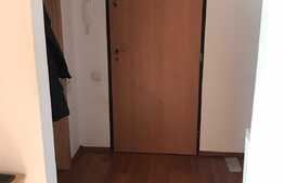 De vanzare apartament 2 camere, 42 mp, decomandat, zona Petrom