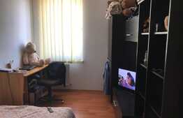 De vanzare apartament 2 camere, 42 mp, decomandat, zona Petrom