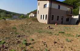 Casa individuala de 120 mp utili, teren de 700 mp! Zona linistita!