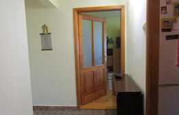 Apartament 3 camere, 64.8 mp, decomandat, parcare, boxa, zona strazii Meteor