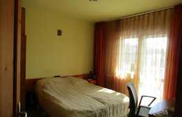 Apartament 3 camere, 64.8 mp, decomandat, parcare, boxa, zona strazii Meteor
