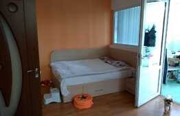 Apartament in vila, 61 mp, parcare, zona strazii Maramuresului
