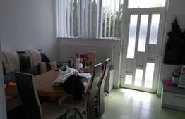 Apartament in vila, 61 mp, parcare, zona strazii Maramuresului