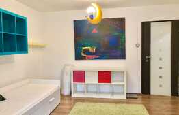 Apartament 3 camere, 90 mp, decomandat, garaj, parcare, zona Kaufland