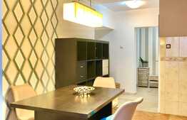 Apartament 3 camere, 90 mp, decomandat, garaj, parcare, zona Kaufland