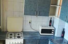 Garsoniera 40 mp, decomandata, zona Calea Floresti