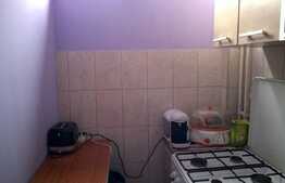 Garsoniera 30 mp, mobilat modern, etaj intermediar, zona Iulius Mall