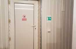 Spatiu comercial, 124 mp, vitrina la strada, zona centrala