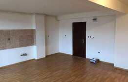 De vanzare apartament 2 camere, 47 mp, zona Petrom