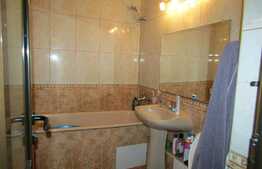 Apartament 3 camere, 65 mp, decomandat, zona strazii Meteor