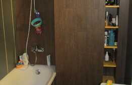 Apartament 3 camere, 68 mp, garaj, boxa, zona strazii Bucium