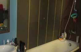 Apartament 3 camere, 68 mp, garaj, boxa, zona strazii Bucium