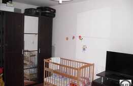 1 camera de vanzare in imobil reabilitat termic!