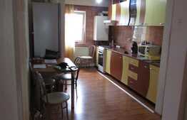 Daca vrei un apartament decomandat cu 3 camere si 2 bai in Zorilor...