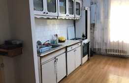 Apartament 3 camere, 77 mp, decomandat, boxa, zona Hasdeu