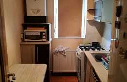 De vanzare garsoniera 40 mp, decomandata, boxa, zona strazii Oasului