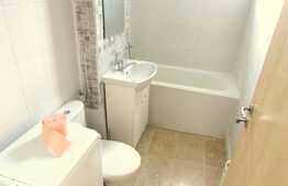 Apartament 2 camere, 70 mp, decomandat, zona Platinia