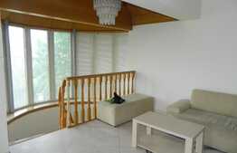 Apartament 3 camere, 90 mp, garaj, parcare, gradina 300 mp, zona Grand Hotel Italia