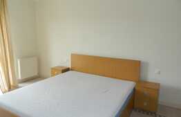 Apartament 3 camere, 90 mp, garaj, parcare, gradina 300 mp, zona Grand Hotel Italia