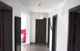 Apartament 3 camere, LA CHEIE, 70 mp, loc de parcare! Zona strazii Cetatii!