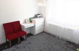 Apartament 3 camere, LA CHEIE, 70 mp, loc de parcare! Zona strazii Cetatii!