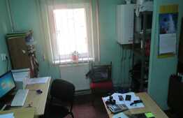 Apartament 4 camere, 72 mp, boxa, zona Profi