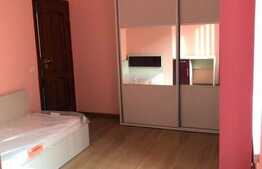 4 camere, 100 mp, totul nou, gradina, zona strazii Republicii