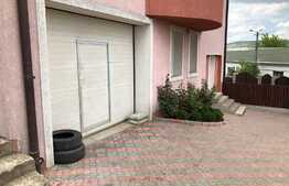 Vanzare casa 12 camere, 300 mp, teren 600 mp, gradina amenajata, zona Leroy Merlin!