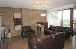 3 camere, 98 mp, mobilat modern, terasa, garaj, A.C, zona Riviera Residence