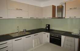 3 camere, 98 mp, mobilat modern, terasa, garaj, A.C, zona Riviera Residence