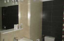 3 camere, 98 mp, mobilat modern, terasa, garaj, A.C, zona Riviera Residence