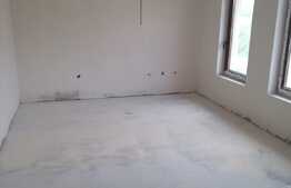 De vanzare triplex 147 mp, front 10, imobil nou, zona Eugen Ionesco