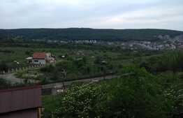 De vanzare triplex 147 mp, front 10, imobil nou, zona Eugen Ionesco