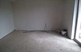 De vanzare triplex 147 mp, front 10, imobil nou, zona Eugen Ionesco