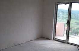 De vanzare triplex 147 mp, front 10, imobil nou, zona Eugen Ionesco