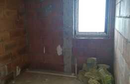 De vanzare triplex 147 mp, front 10, imobil nou, zona Eugen Ionesco