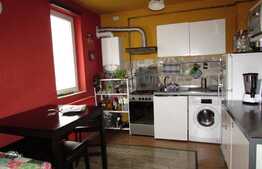 De vanzare apartament de 3 camere, 84 mp, parcare! Zona strazii Florilor!